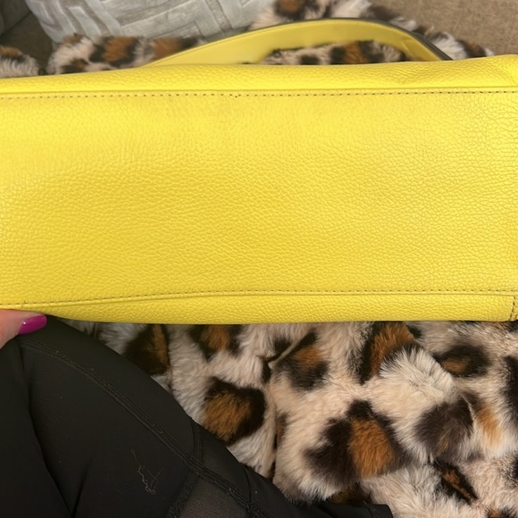 Michael Kors Evie Large Hobo - Picture 15 of 16